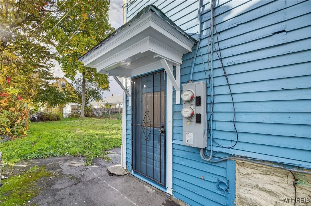 1330 Bailey Avenue, Buffalo, New York 14206, Buffalo, New York 14206, 6 Bedrooms Bedrooms, ,2 BathroomsBathrooms,Residential,For Sale,1330 Bailey Avenue, Buffalo, New York 14206,0,B1647319