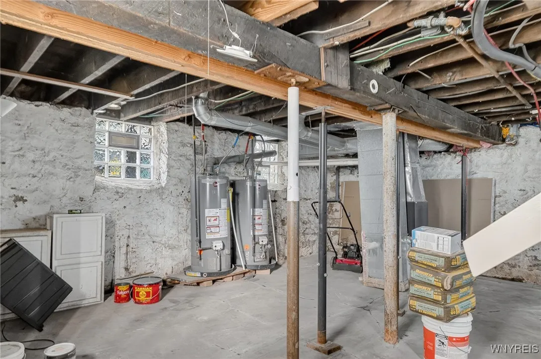 1330 Bailey Avenue, Buffalo, New York 14206, Buffalo, New York 14206, 6 Bedrooms Bedrooms, ,2 BathroomsBathrooms,Residential,For Sale,1330 Bailey Avenue, Buffalo, New York 14206,0,B1647319