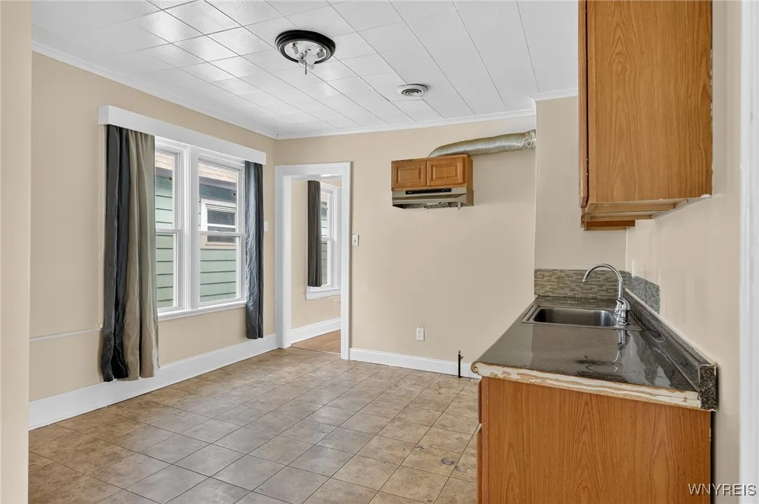 1330 Bailey Avenue, Buffalo, New York 14206, Buffalo, New York 14206, 6 Bedrooms Bedrooms, ,2 BathroomsBathrooms,Residential,For Sale,1330 Bailey Avenue, Buffalo, New York 14206,0,B1647319