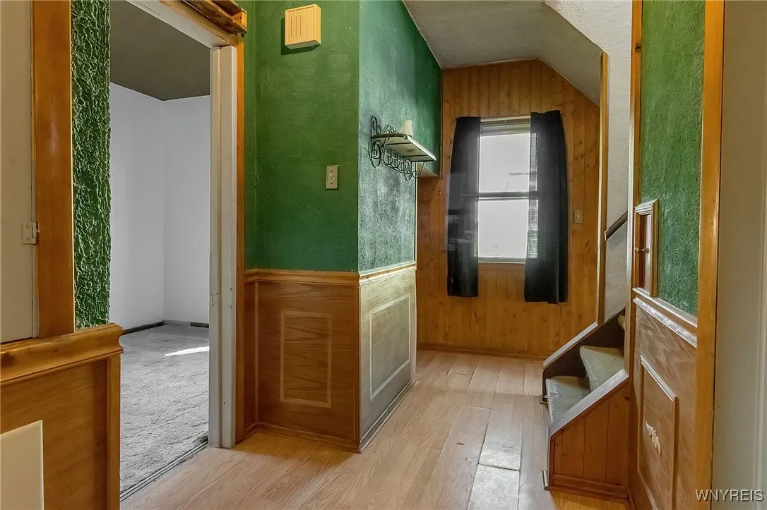 72 Franklin Avenue, Cheektowaga, New York 14212, Cheektowaga, New York 14212, 3 Bedrooms Bedrooms, 7 Rooms Rooms,1 BathroomBathrooms,Residential,For Sale,72 Franklin Avenue, Cheektowaga, New York 14212,0,B1647975