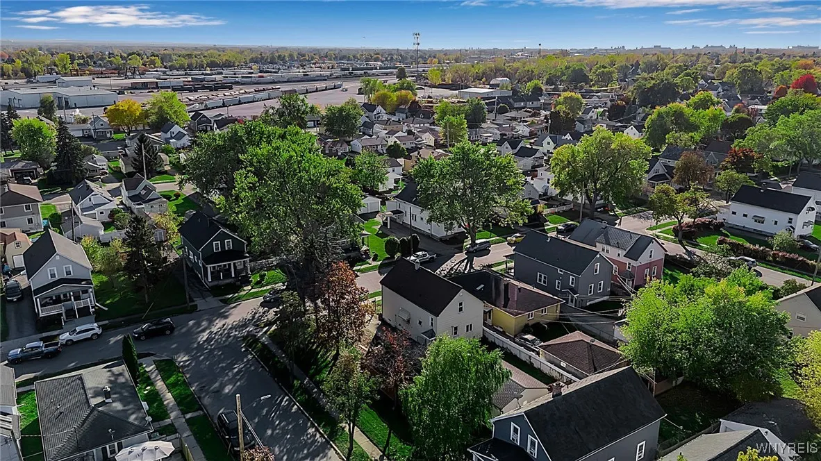 72 Franklin Avenue, Cheektowaga, New York 14212, Cheektowaga, New York 14212, 3 Bedrooms Bedrooms, 7 Rooms Rooms,1 BathroomBathrooms,Residential,For Sale,72 Franklin Avenue, Cheektowaga, New York 14212,0,B1647975