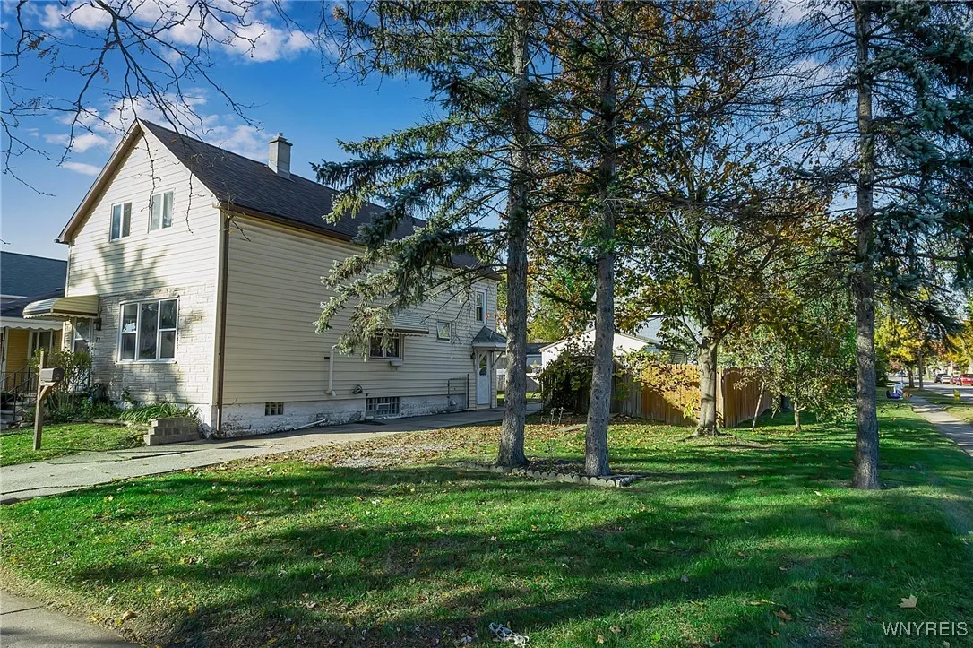 72 Franklin Avenue, Cheektowaga, New York 14212, Cheektowaga, New York 14212, 3 Bedrooms Bedrooms, 7 Rooms Rooms,1 BathroomBathrooms,Residential,For Sale,72 Franklin Avenue, Cheektowaga, New York 14212,0,B1647975