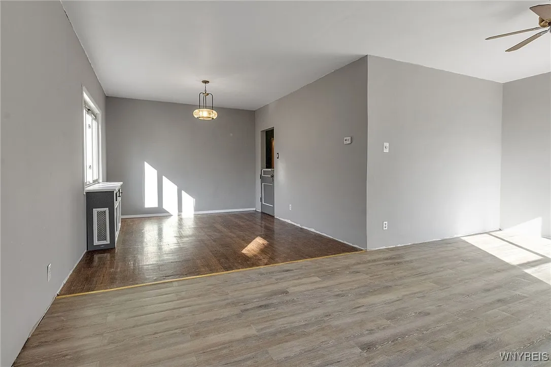 72 Franklin Avenue, Cheektowaga, New York 14212, Cheektowaga, New York 14212, 3 Bedrooms Bedrooms, 7 Rooms Rooms,1 BathroomBathrooms,Residential,For Sale,72 Franklin Avenue, Cheektowaga, New York 14212,0,B1647975