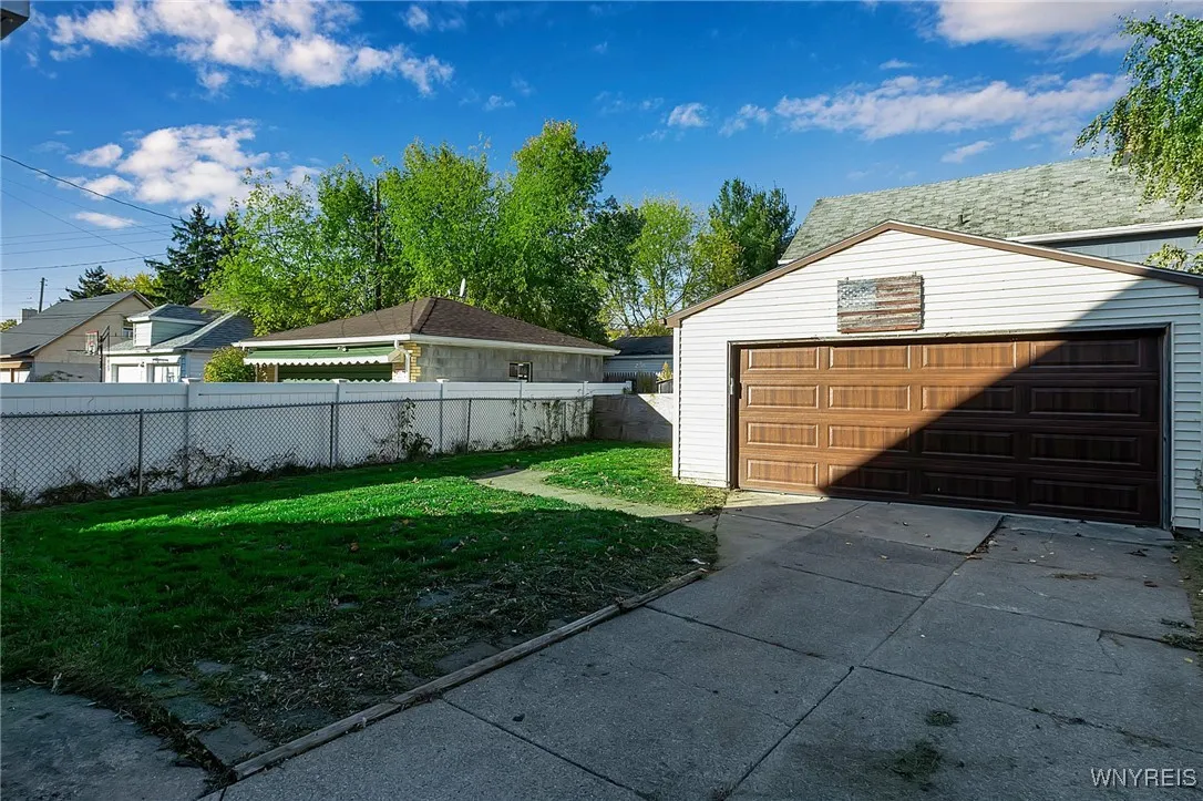 72 Franklin Avenue, Cheektowaga, New York 14212, Cheektowaga, New York 14212, 3 Bedrooms Bedrooms, 7 Rooms Rooms,1 BathroomBathrooms,Residential,For Sale,72 Franklin Avenue, Cheektowaga, New York 14212,0,B1647975