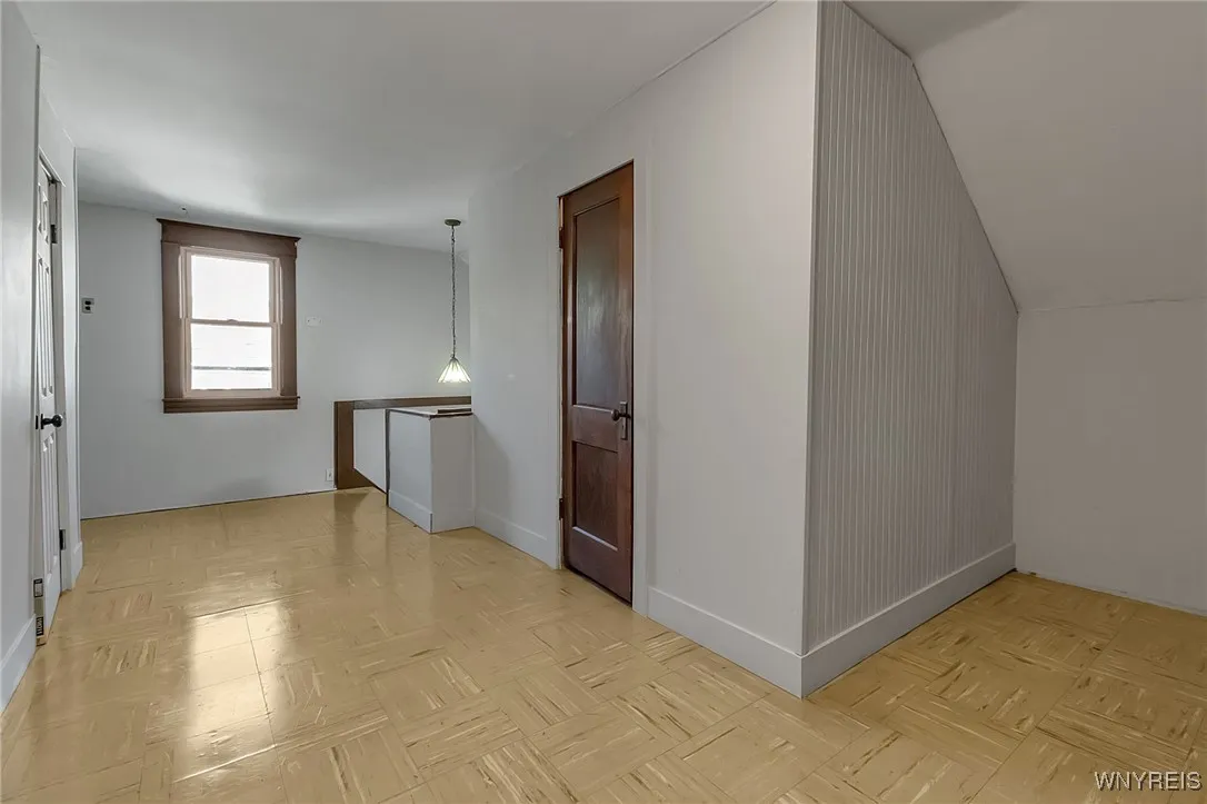 72 Franklin Avenue, Cheektowaga, New York 14212, Cheektowaga, New York 14212, 3 Bedrooms Bedrooms, 7 Rooms Rooms,1 BathroomBathrooms,Residential,For Sale,72 Franklin Avenue, Cheektowaga, New York 14212,0,B1647975