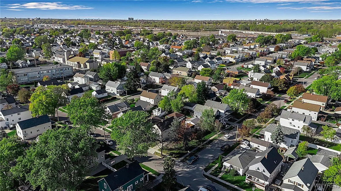 72 Franklin Avenue, Cheektowaga, New York 14212, Cheektowaga, New York 14212, 3 Bedrooms Bedrooms, 7 Rooms Rooms,1 BathroomBathrooms,Residential,For Sale,72 Franklin Avenue, Cheektowaga, New York 14212,0,B1647975