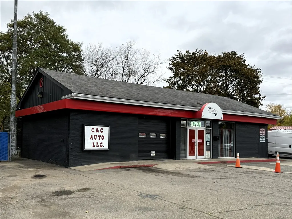 3322 South Main Street, Horseheads, New York 14845, Horseheads, New York 14845, ,Commercial Sale,For Sale,3322 South Main Street, Horseheads, New York 14845,0,R1647968