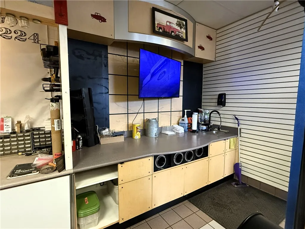 3322 South Main Street, Horseheads, New York 14845, Horseheads, New York 14845, ,Commercial Sale,For Sale,3322 South Main Street, Horseheads, New York 14845,0,R1647968