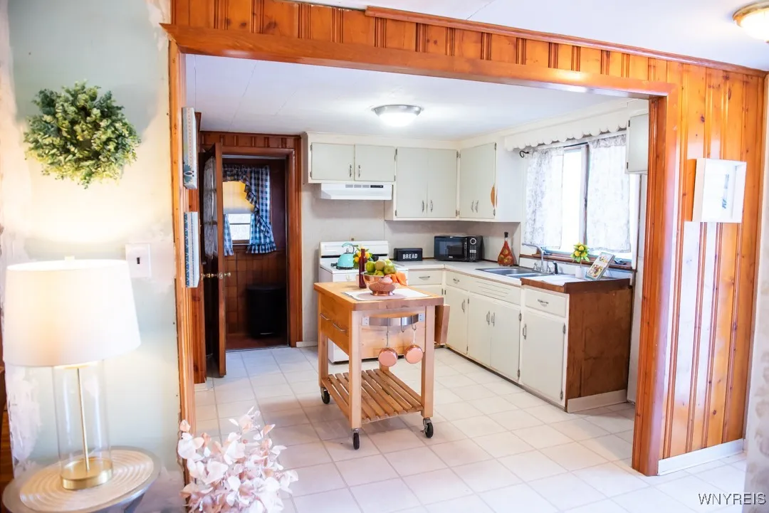 371 Ellen Drive, Cheektowaga, New York 14225, Cheektowaga, New York 14225, 3 Bedrooms Bedrooms, 6 Rooms Rooms,1 BathroomBathrooms,Residential,For Sale,371 Ellen Drive, Cheektowaga, New York 14225,0,B1647969