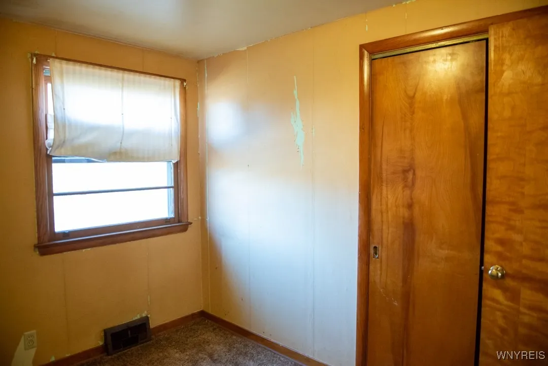 371 Ellen Drive, Cheektowaga, New York 14225, Cheektowaga, New York 14225, 3 Bedrooms Bedrooms, 6 Rooms Rooms,1 BathroomBathrooms,Residential,For Sale,371 Ellen Drive, Cheektowaga, New York 14225,0,B1647969