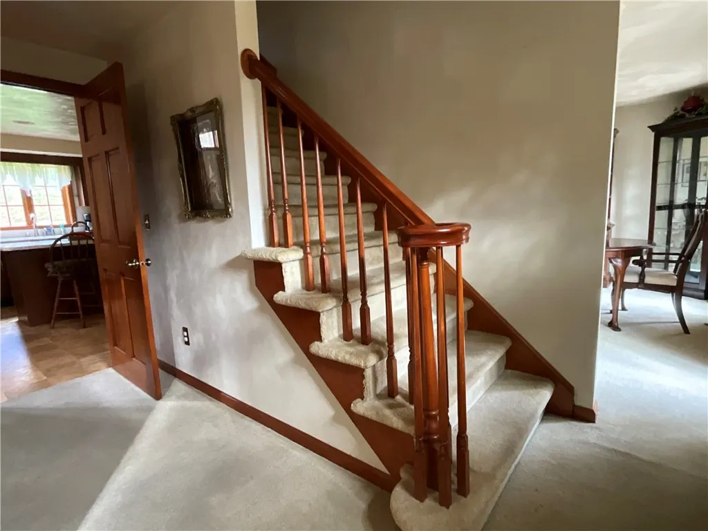 178 Aurora Drive, Norwich, New York 13815, Norwich, New York 13815, 5 Bedrooms Bedrooms, 8 Rooms Rooms,3 BathroomsBathrooms,Residential,For Sale,178 Aurora Drive, Norwich, New York 13815,0,R1647767