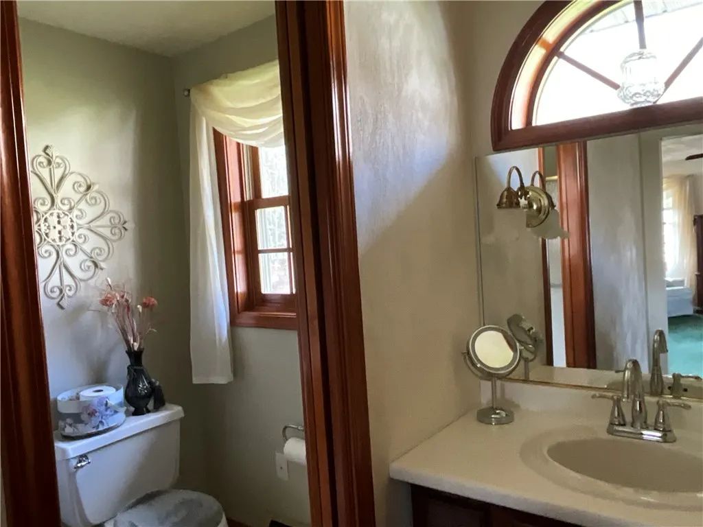 178 Aurora Drive, Norwich, New York 13815, Norwich, New York 13815, 5 Bedrooms Bedrooms, 8 Rooms Rooms,3 BathroomsBathrooms,Residential,For Sale,178 Aurora Drive, Norwich, New York 13815,0,R1647767