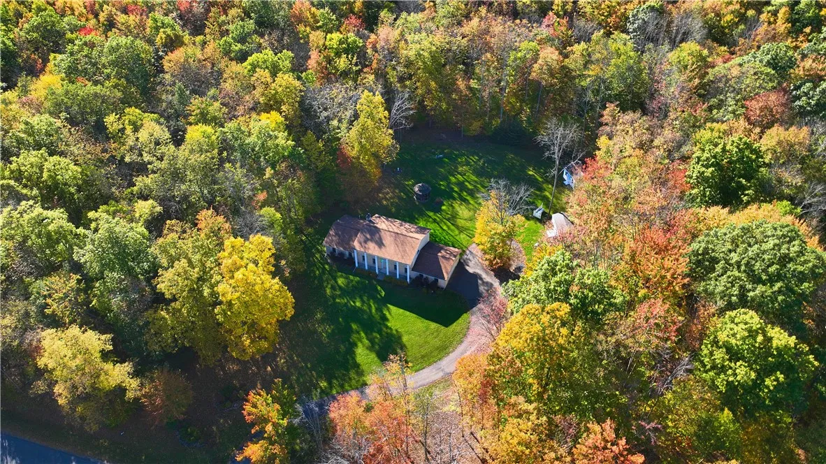 178 Aurora Drive, Norwich, New York 13815, Norwich, New York 13815, 5 Bedrooms Bedrooms, 8 Rooms Rooms,3 BathroomsBathrooms,Residential,For Sale,178 Aurora Drive, Norwich, New York 13815,0,R1647767