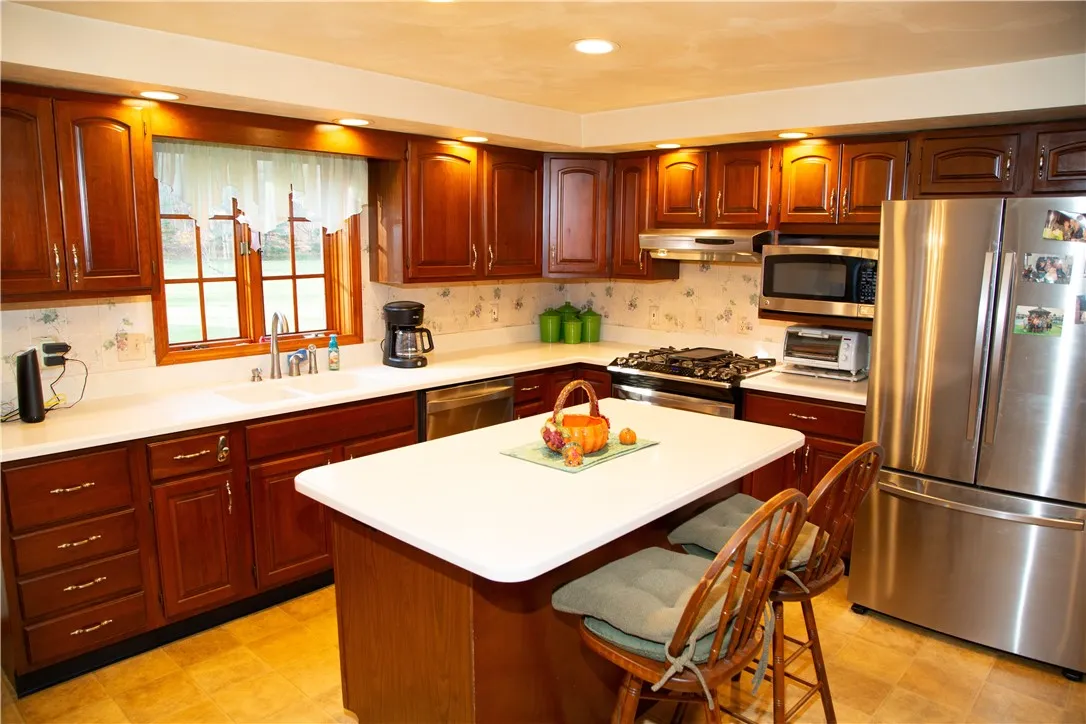 178 Aurora Drive, Norwich, New York 13815, Norwich, New York 13815, 5 Bedrooms Bedrooms, 8 Rooms Rooms,3 BathroomsBathrooms,Residential,For Sale,178 Aurora Drive, Norwich, New York 13815,0,R1647767