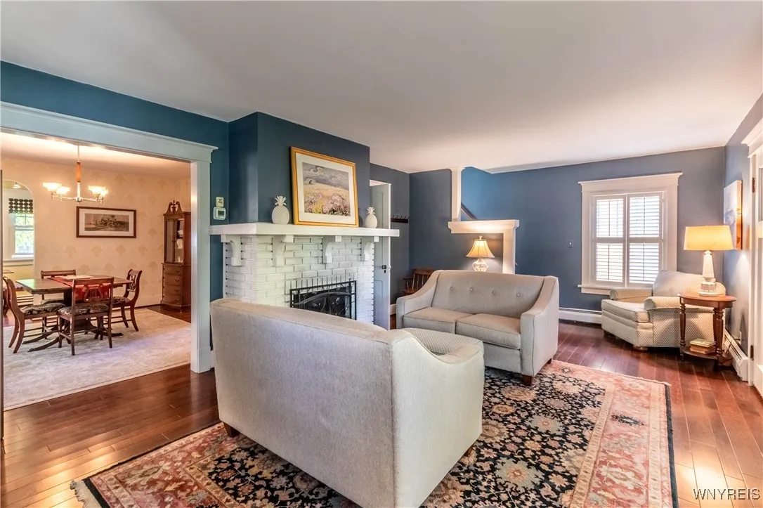 321 Voorhees - Living Room