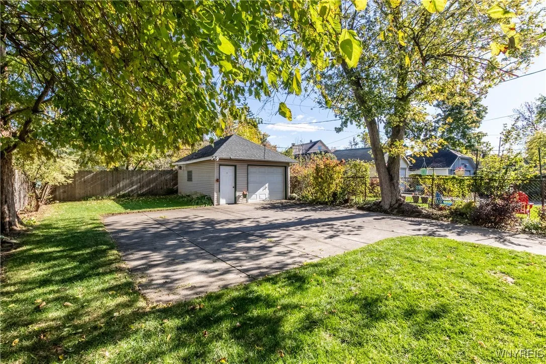 321 Voorhees - Back yard / Garage