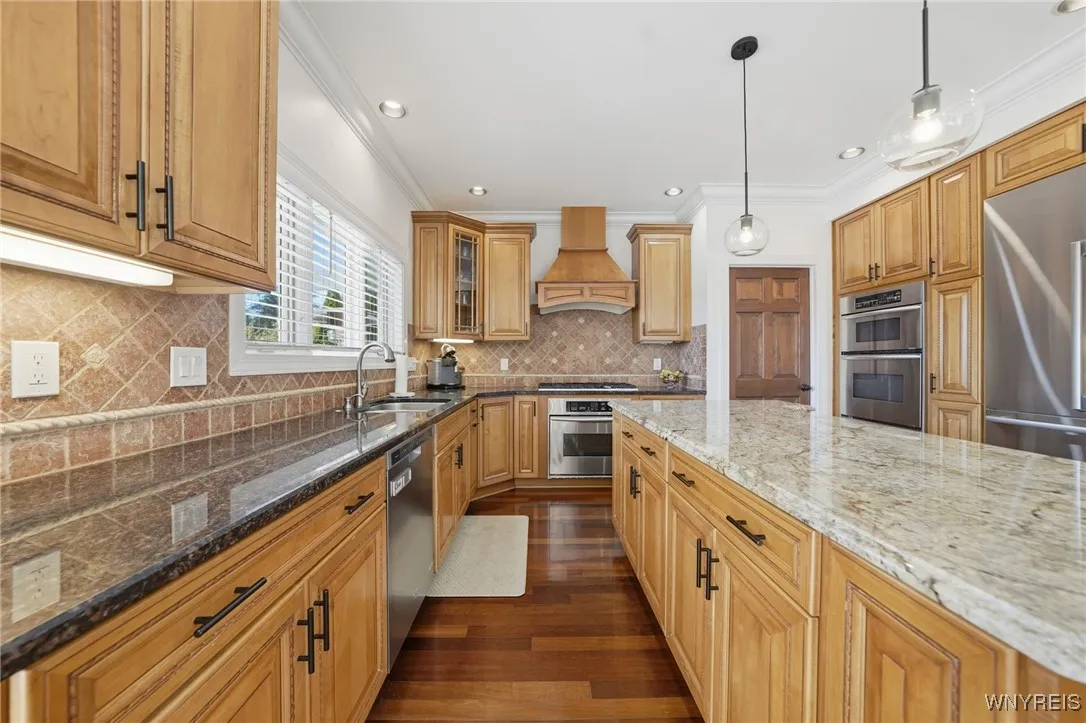 6712 Westminster Drive, Clarence, New York 14051, Clarence, New York 14051, 4 Bedrooms Bedrooms, 10 Rooms Rooms,3 BathroomsBathrooms,Residential,Closed,6712 Westminster Drive, Clarence, New York 14051,0,B1646685