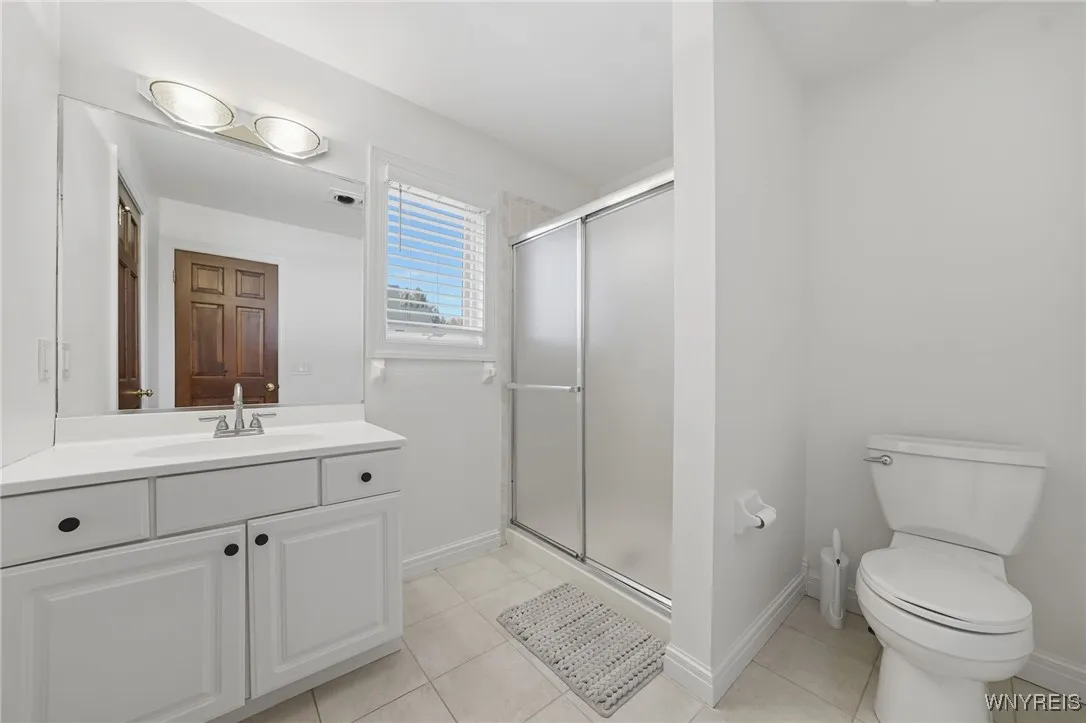 6712 Westminster Drive, Clarence, New York 14051, Clarence, New York 14051, 4 Bedrooms Bedrooms, 10 Rooms Rooms,3 BathroomsBathrooms,Residential,Closed,6712 Westminster Drive, Clarence, New York 14051,0,B1646685