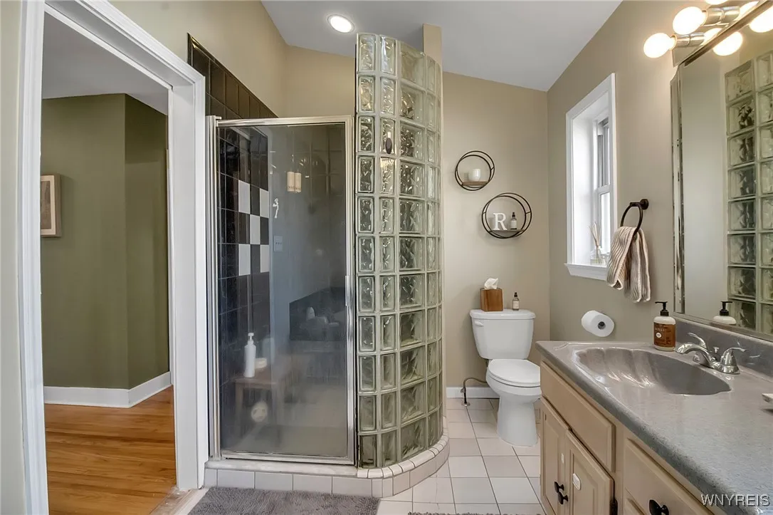 737 Parkhurst Boulevard, Tonawanda, New York 14223, Tonawanda, New York 14223, 3 Bedrooms Bedrooms, 8 Rooms Rooms,1 BathroomBathrooms,Residential,For Sale,737 Parkhurst Boulevard, Tonawanda, New York 14223,0,B1647523