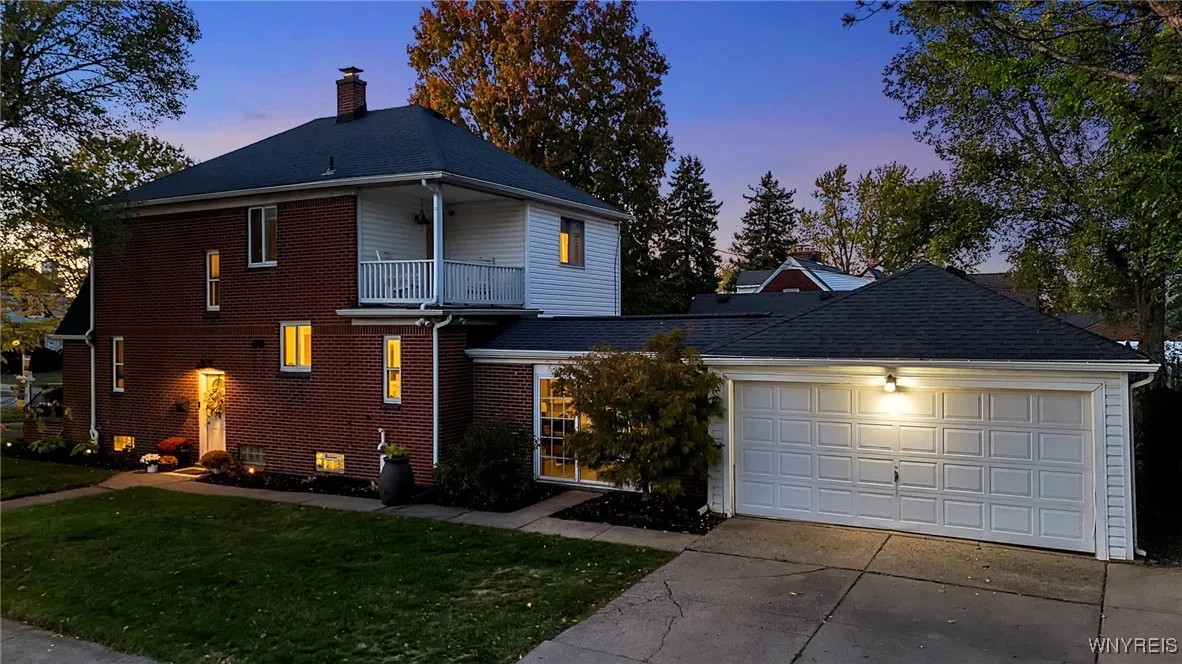 737 Parkhurst Boulevard, Tonawanda, New York 14223, Tonawanda, New York 14223, 3 Bedrooms Bedrooms, 8 Rooms Rooms,1 BathroomBathrooms,Residential,For Sale,737 Parkhurst Boulevard, Tonawanda, New York 14223,0,B1647523