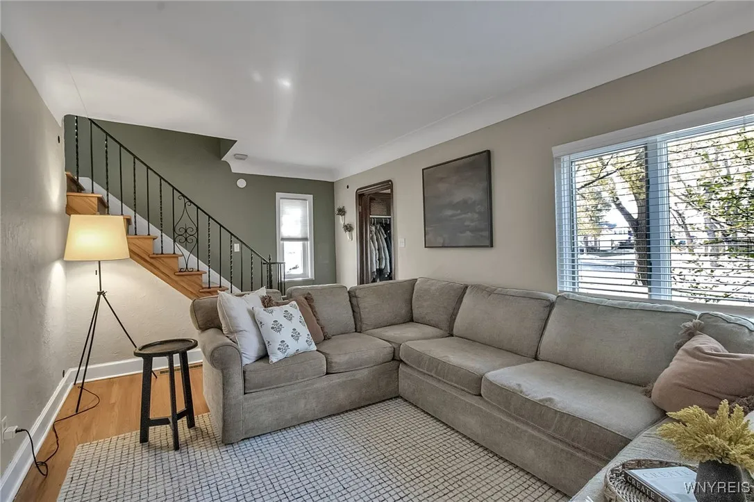 737 Parkhurst Boulevard, Tonawanda, New York 14223, Tonawanda, New York 14223, 3 Bedrooms Bedrooms, 8 Rooms Rooms,1 BathroomBathrooms,Residential,For Sale,737 Parkhurst Boulevard, Tonawanda, New York 14223,0,B1647523