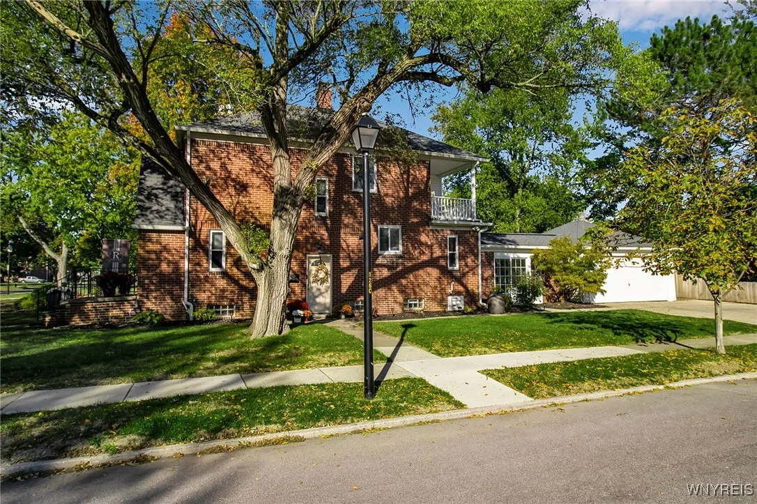 737 Parkhurst Boulevard, Tonawanda, New York 14223, Tonawanda, New York 14223, 3 Bedrooms Bedrooms, 8 Rooms Rooms,1 BathroomBathrooms,Residential,For Sale,737 Parkhurst Boulevard, Tonawanda, New York 14223,0,B1647523