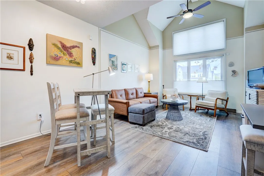 345 Plymouth Avenue South, Rochester, New York 146, Rochester, New York 14608, 1 Bedroom Bedrooms, 3 Rooms Rooms,1 BathroomBathrooms,Residential,For Sale,345 Plymouth Avenue South, Rochester, New York 146,0,R1646351