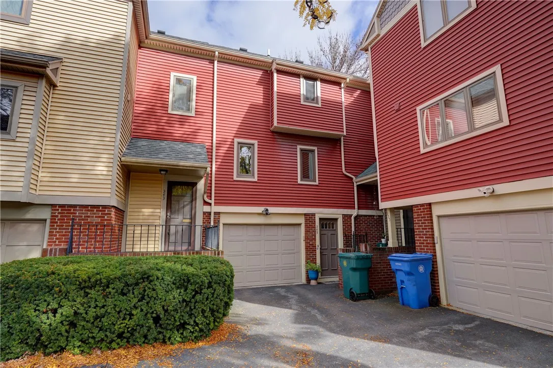 345 Plymouth Avenue South, Rochester, New York 146, Rochester, New York 14608, 1 Bedroom Bedrooms, 3 Rooms Rooms,1 BathroomBathrooms,Residential,For Sale,345 Plymouth Avenue South, Rochester, New York 146,0,R1646351