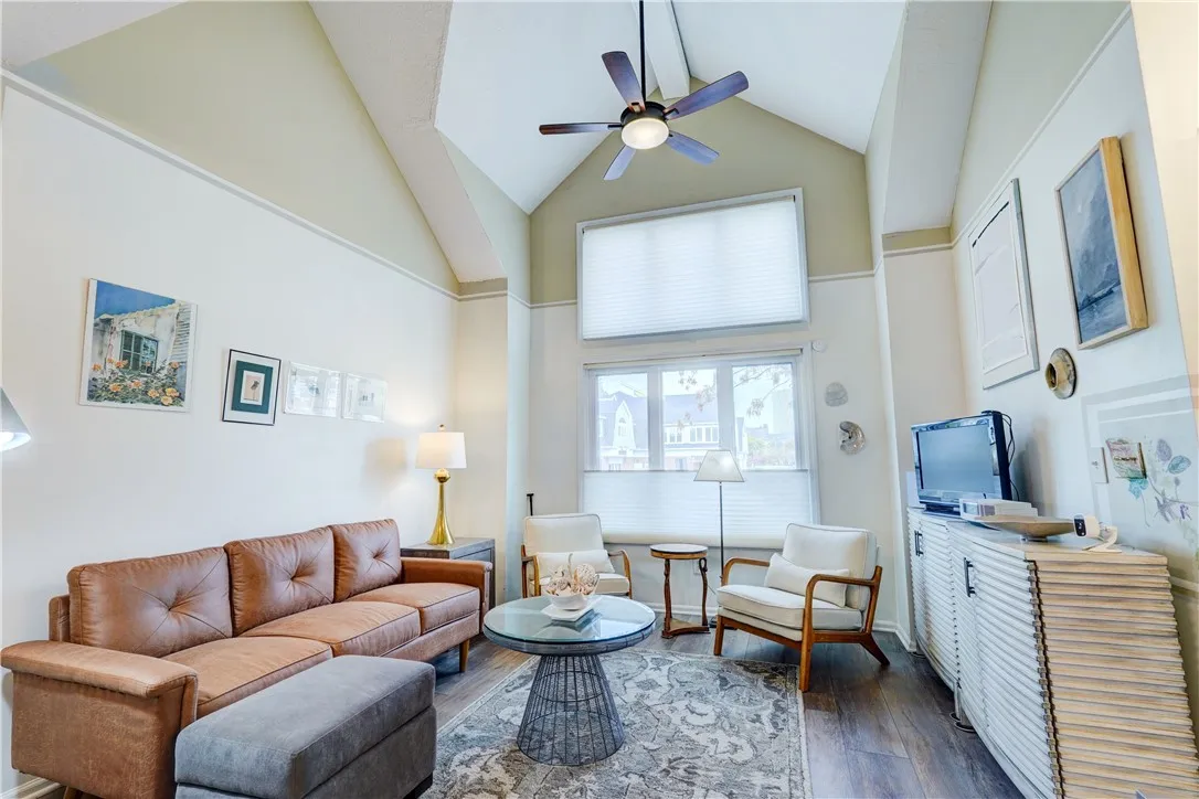 345 Plymouth Avenue South, Rochester, New York 146, Rochester, New York 14608, 1 Bedroom Bedrooms, 3 Rooms Rooms,1 BathroomBathrooms,Residential,For Sale,345 Plymouth Avenue South, Rochester, New York 146,0,R1646351