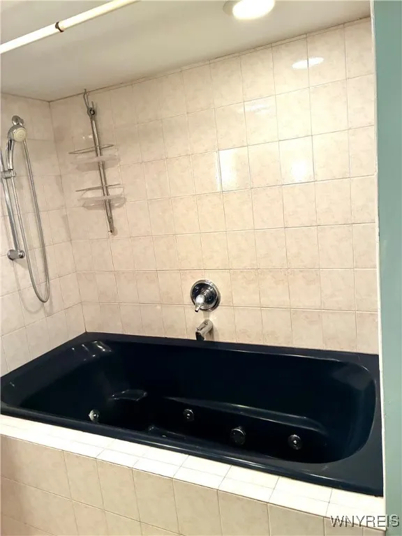 4504 Harris Hill Road, Clarence, New York 14221, Clarence, New York 14221, 3 Bedrooms Bedrooms, 7 Rooms Rooms,2 BathroomsBathrooms,Residential,For Sale,4504 Harris Hill Road, Clarence, New York 14221,0,B1647512