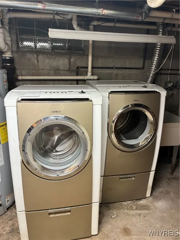 4504 Harris Hill Road, Clarence, New York 14221, Clarence, New York 14221, 3 Bedrooms Bedrooms, 7 Rooms Rooms,2 BathroomsBathrooms,Residential,For Sale,4504 Harris Hill Road, Clarence, New York 14221,0,B1647512