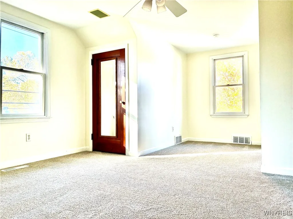 4504 Harris Hill Road, Clarence, New York 14221, Clarence, New York 14221, 3 Bedrooms Bedrooms, 7 Rooms Rooms,2 BathroomsBathrooms,Residential,For Sale,4504 Harris Hill Road, Clarence, New York 14221,0,B1647512