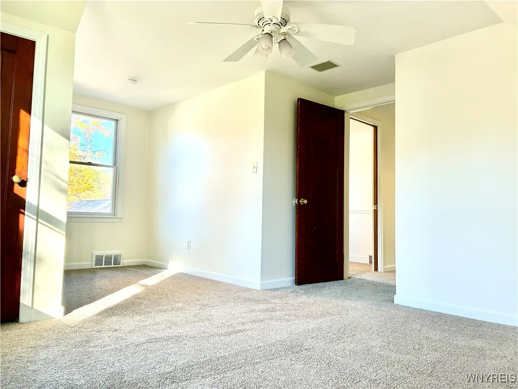 4504 Harris Hill Road, Clarence, New York 14221, Clarence, New York 14221, 3 Bedrooms Bedrooms, 7 Rooms Rooms,2 BathroomsBathrooms,Residential,For Sale,4504 Harris Hill Road, Clarence, New York 14221,0,B1647512