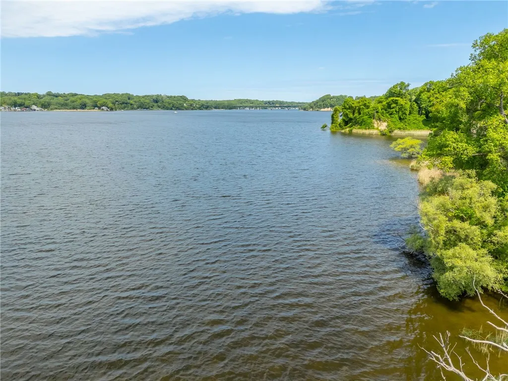 70 Avalon Trail, Penfield, New York 14580, Penfield, New York 14580, 2 Bedroom Bedrooms, 7 Room Rooms,2 BathroomBathrooms,Residential,For Sale,70 Avalon Trail, Penfield, New York 14580,0,R1647814