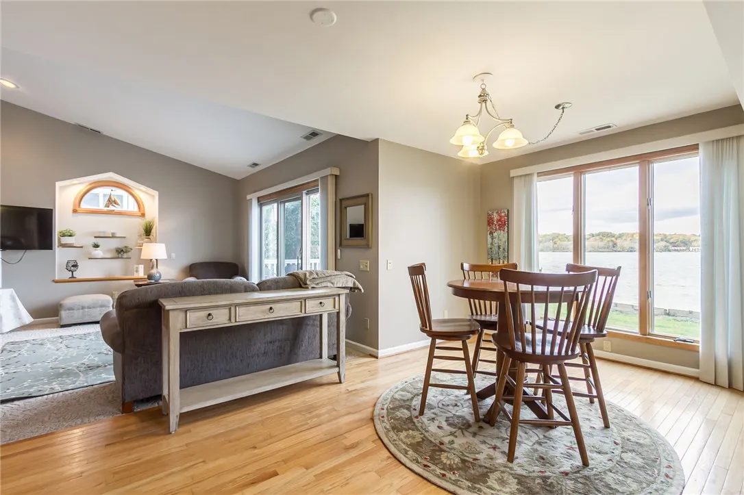 70 Avalon Trail, Penfield, New York 14580, Penfield, New York 14580, 2 Bedroom Bedrooms, 7 Room Rooms,2 BathroomBathrooms,Residential,For Sale,70 Avalon Trail, Penfield, New York 14580,0,R1647814