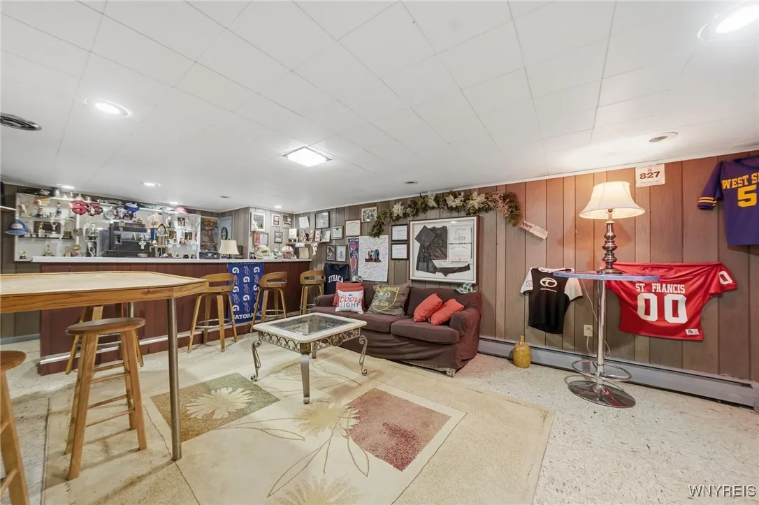 264 Woodward Drive, West Seneca, New York 14224, West Seneca, New York 14224, 4 Bedrooms Bedrooms, 8 Rooms Rooms,2 BathroomsBathrooms,Residential,For Sale,264 Woodward Drive, West Seneca, New York 14224,0,B1647273