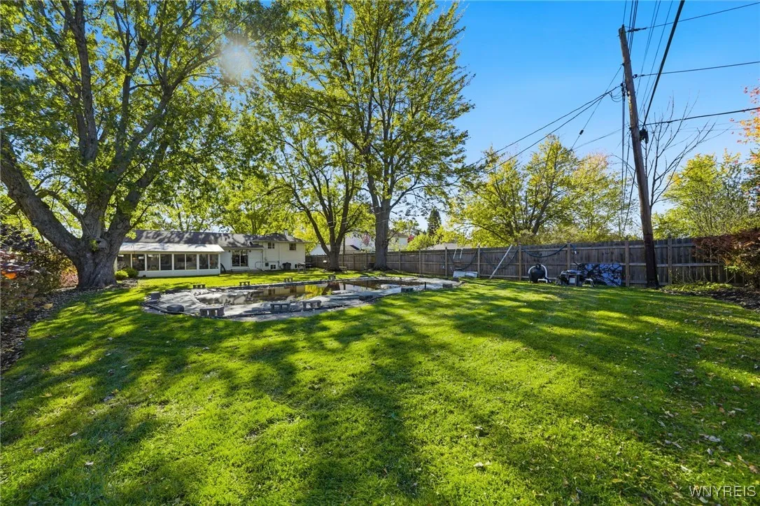 264 Woodward Drive, West Seneca, New York 14224, West Seneca, New York 14224, 4 Bedrooms Bedrooms, 8 Rooms Rooms,2 BathroomsBathrooms,Residential,For Sale,264 Woodward Drive, West Seneca, New York 14224,0,B1647273