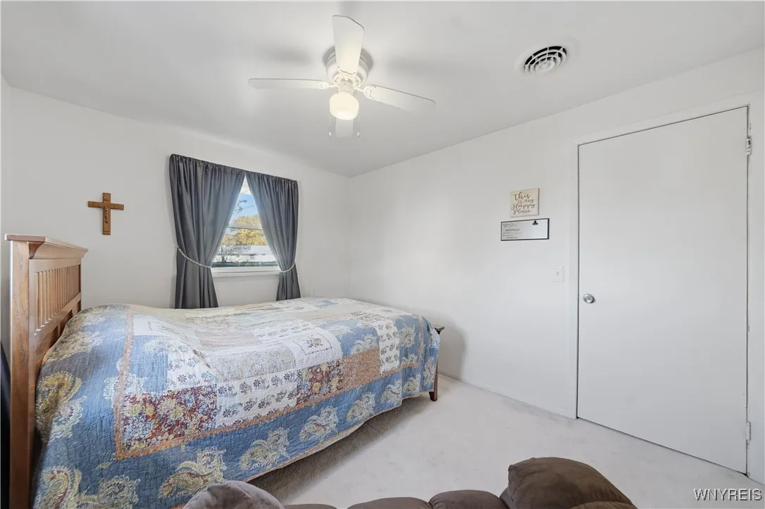 264 Woodward Drive, West Seneca, New York 14224, West Seneca, New York 14224, 4 Bedrooms Bedrooms, 8 Rooms Rooms,2 BathroomsBathrooms,Residential,For Sale,264 Woodward Drive, West Seneca, New York 14224,0,B1647273