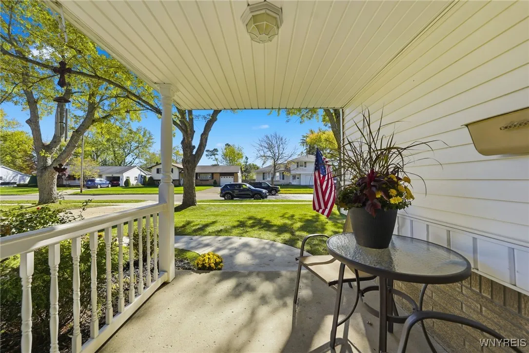 264 Woodward Drive, West Seneca, New York 14224, West Seneca, New York 14224, 4 Bedrooms Bedrooms, 8 Rooms Rooms,2 BathroomsBathrooms,Residential,For Sale,264 Woodward Drive, West Seneca, New York 14224,0,B1647273