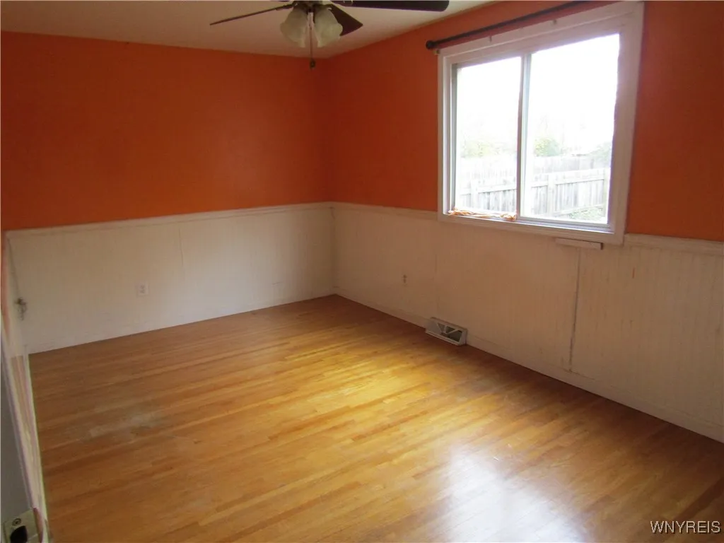 5072 Clarice Drive, Hamburg, New York 14075, Hamburg, New York 14075, 3 Bedrooms Bedrooms, 6 Rooms Rooms,1 BathroomBathrooms,Residential,For Sale,5072 Clarice Drive, Hamburg, New York 14075,0,B1648081