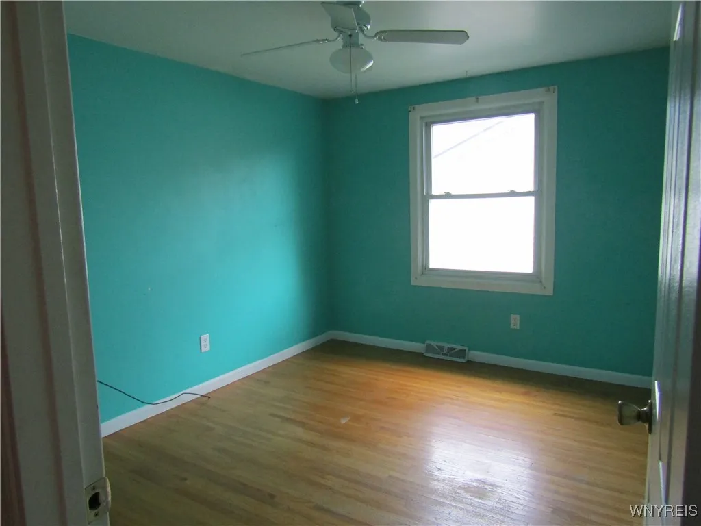 5072 Clarice Drive, Hamburg, New York 14075, Hamburg, New York 14075, 3 Bedrooms Bedrooms, 6 Rooms Rooms,1 BathroomBathrooms,Residential,For Sale,5072 Clarice Drive, Hamburg, New York 14075,0,B1648081