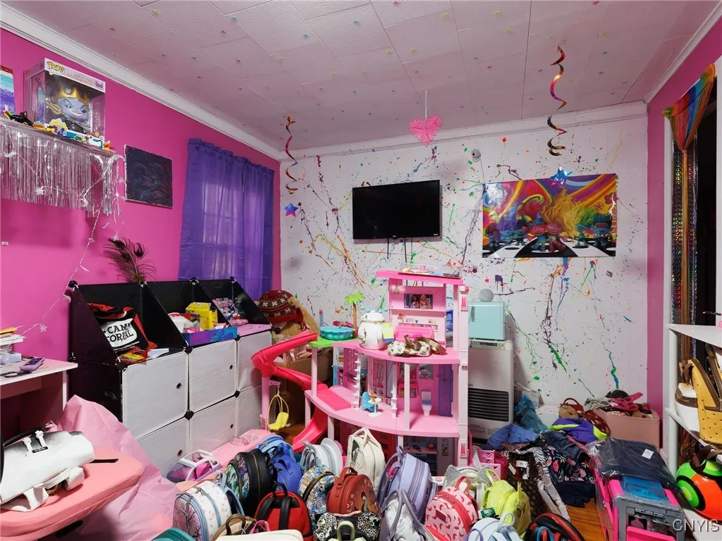 386 Pawling Street, Watertown City, New York 13601, Watertown City, New York 13601, 3 Bedrooms Bedrooms, 9 Rooms Rooms,2 BathroomsBathrooms,Residential,For Sale,386 Pawling Street, Watertown City, New York 13601,0,S1647176