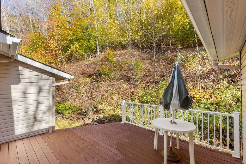 230 Mckenley Hollow Road, Shandaken, New York 1248, Shandaken, New York 12480, 2 Bedrooms Bedrooms, 8 Rooms Rooms,2 BathroomsBathrooms,Residential,For Sale,230 Mckenley Hollow Road, Shandaken, New York 1248,0,R1646643