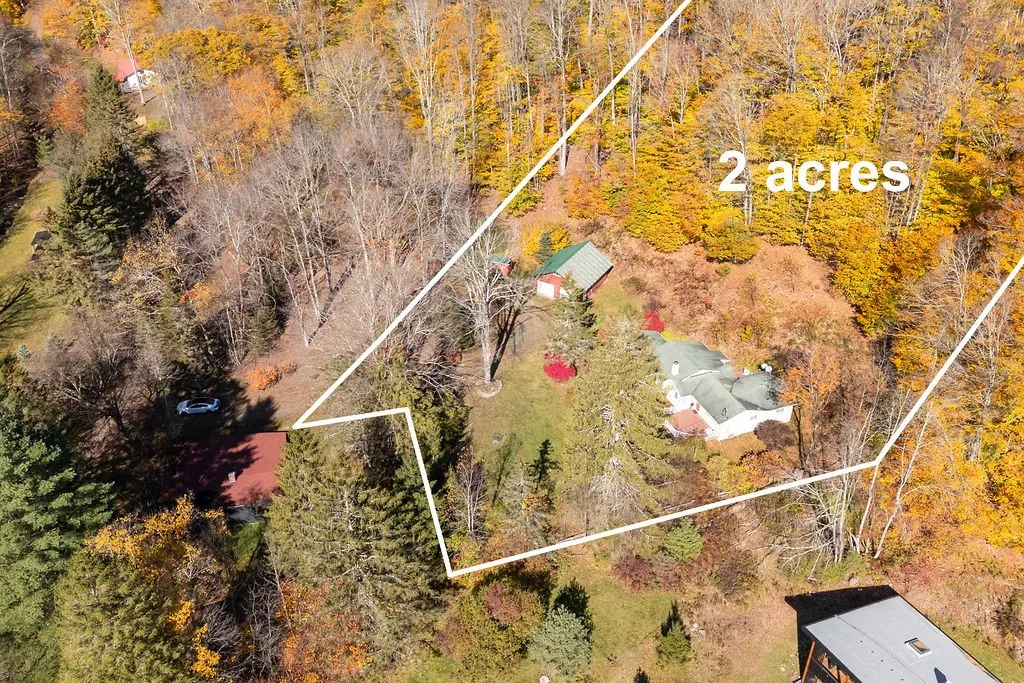 230 Mckenley Hollow Road, Shandaken, New York 1248, Shandaken, New York 12480, 2 Bedrooms Bedrooms, 8 Rooms Rooms,2 BathroomsBathrooms,Residential,For Sale,230 Mckenley Hollow Road, Shandaken, New York 1248,0,R1646643