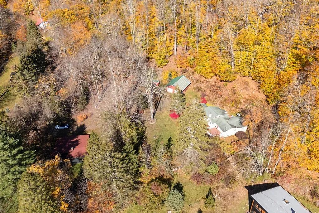 230 Mckenley Hollow Road, Shandaken, New York 1248, Shandaken, New York 12480, 2 Bedrooms Bedrooms, 8 Rooms Rooms,2 BathroomsBathrooms,Residential,For Sale,230 Mckenley Hollow Road, Shandaken, New York 1248,0,R1646643