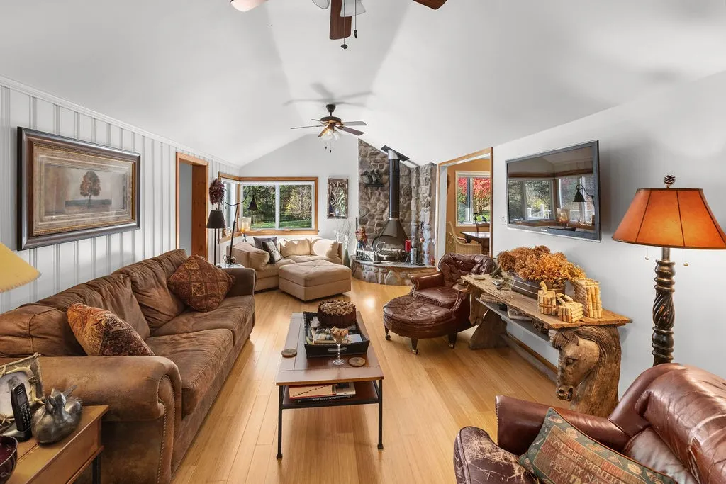 230 Mckenley Hollow Road, Shandaken, New York 1248, Shandaken, New York 12480, 2 Bedrooms Bedrooms, 8 Rooms Rooms,2 BathroomsBathrooms,Residential,For Sale,230 Mckenley Hollow Road, Shandaken, New York 1248,0,R1646643