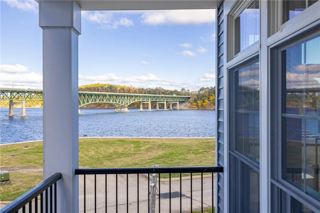 407 Newport Road, Irondequoit, New York 14622, Irondequoit, New York 14622, 3 Bedrooms Bedrooms, 7 Rooms Rooms,4 BathroomsBathrooms,Residential,For Sale,407 Newport Road, Irondequoit, New York 14622,0,R1648101