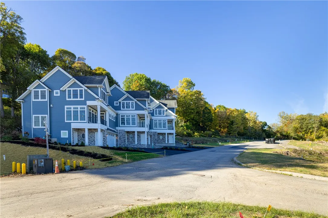 407 Newport Road, Irondequoit, New York 14622, Irondequoit, New York 14622, 3 Bedrooms Bedrooms, 7 Rooms Rooms,4 BathroomsBathrooms,Residential,For Sale,407 Newport Road, Irondequoit, New York 14622,0,R1648101