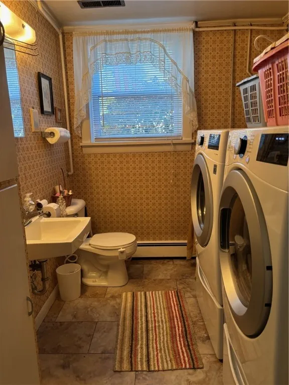 lower level 1/2 bath & Laundry room