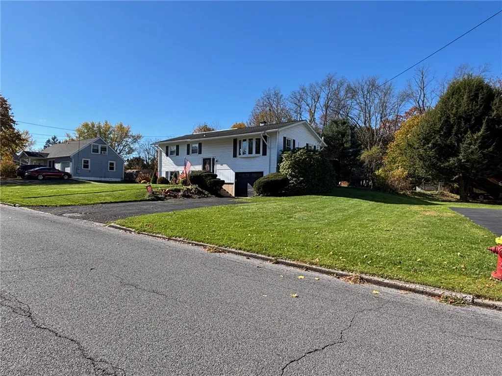 5 Seneca Street, Sidney, New York 13838, Sidney, New York 13838, 2 Bedrooms Bedrooms, 9 Rooms Rooms,1 BathroomBathrooms,Residential,For Sale,5 Seneca Street, Sidney, New York 13838,0,R1648033